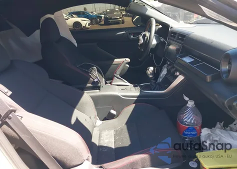 2023 Subaru Brz Premium из США, поврежденный, VIN JF1ZDBB13P9701141